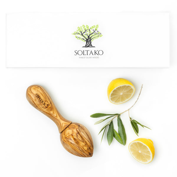 Olive wood lemon squeezer "The Juicy Lemon