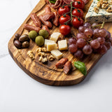 Rustic chopping board with juice groove "Côte d'Azur